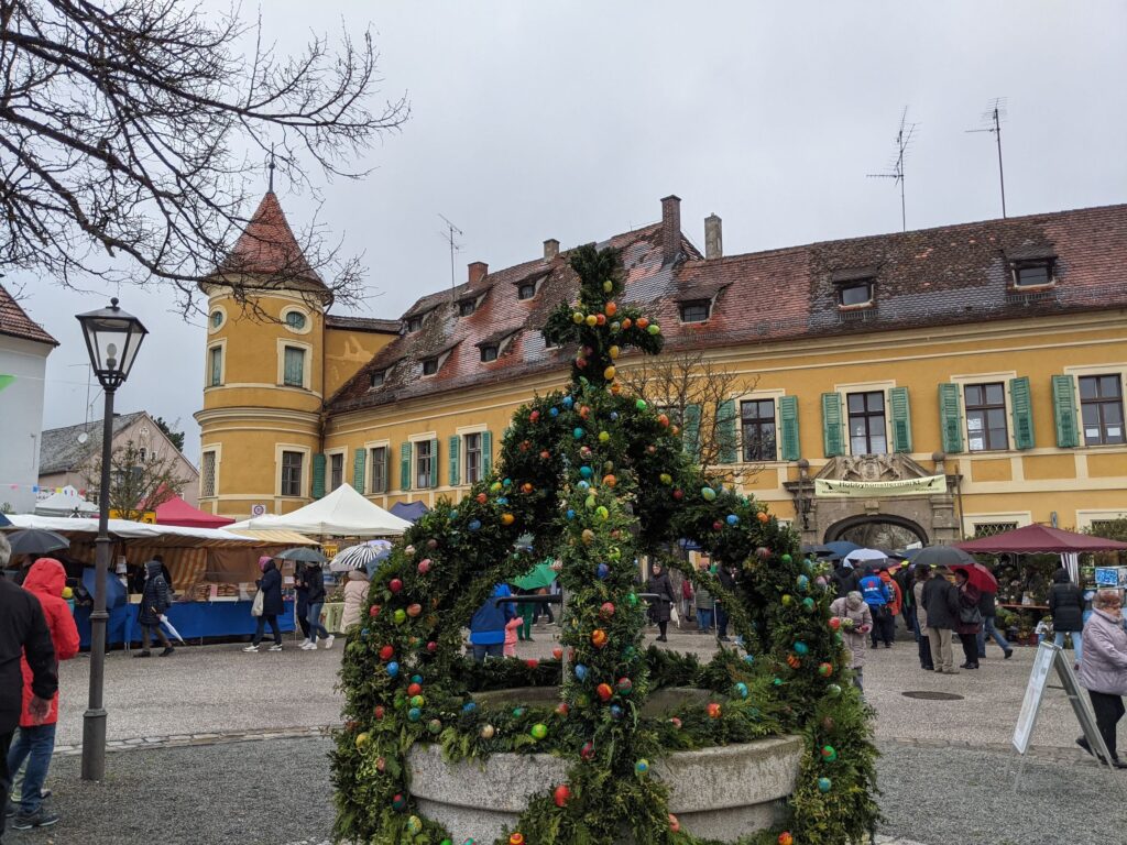 Easter decorations at Schloss Wiesent
