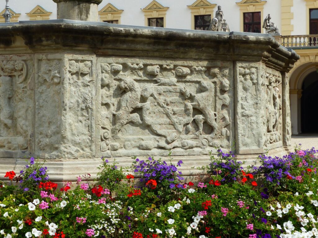 Stone carvings on the fountain.
